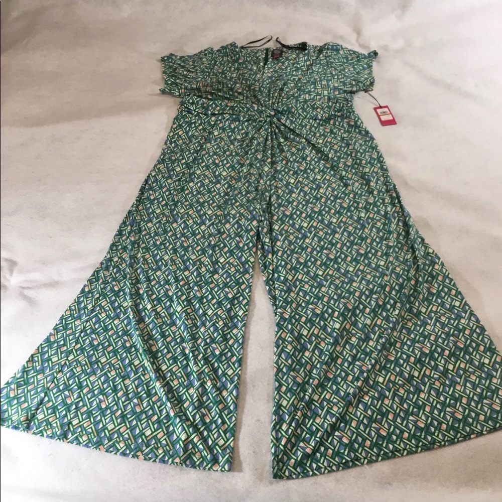 Vince Camuto Women’s Plus twist front jumpsuit 3XL